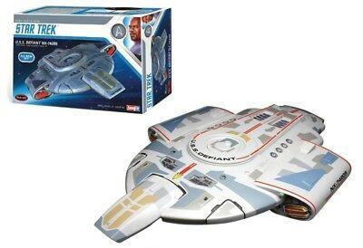 STAR TREK USS DEFIANT