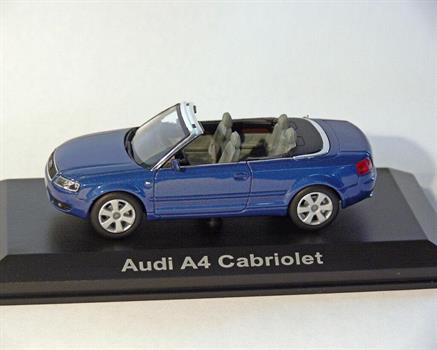 AUTO AUDI A4 CABRIO