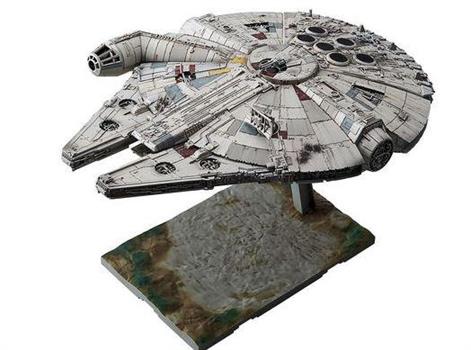 MILLENIUM FALCON KIT 1/144