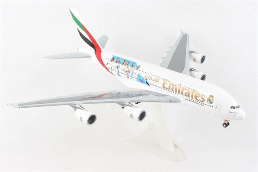 AEREO A380-800 EMIRATES R. MADRID 1/200